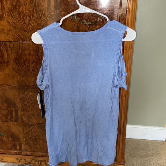 Madden NYC- Blue and Gold Cold Shoulder Top - Picture 2 of 4